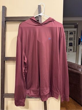 Breezy-Men's Maroon Hooded Long Sleeve Performance Shirt
